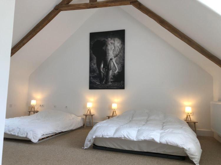 Merveilleux Cottage Dans Parc De 7,5 Hectares Saint-Nicolas-du-Pelem Экстерьер фото
